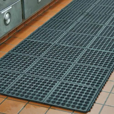 Heavy-Duty Black Rubber Bar Mats – Non-Slip Surface for Spill Protection & Bar Floor Safety