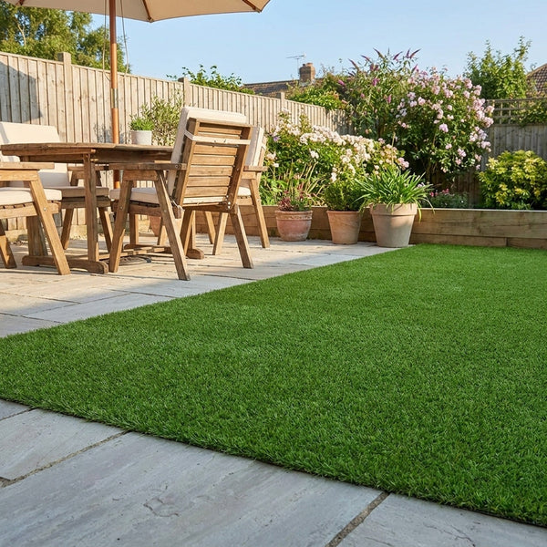 Artificial Grass Roll 15mm UV Resistant Pet Friendly - Image 2