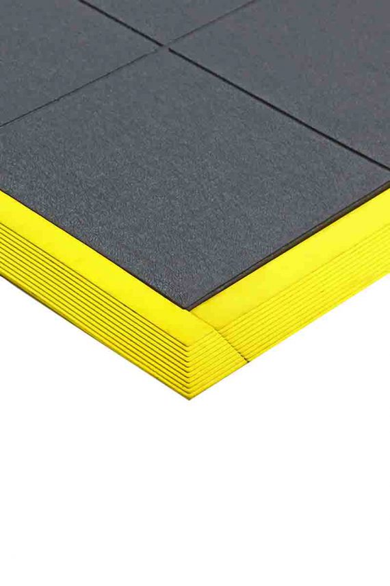Rubber Playground Mats – Safe, Non-Slip, Shock-Absorbing Flooring for Schools, Parks & Play Areas