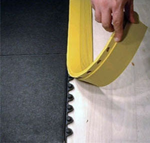 gym flooring texture close-up - Gym Rubber Tiles Heavy Duty UK