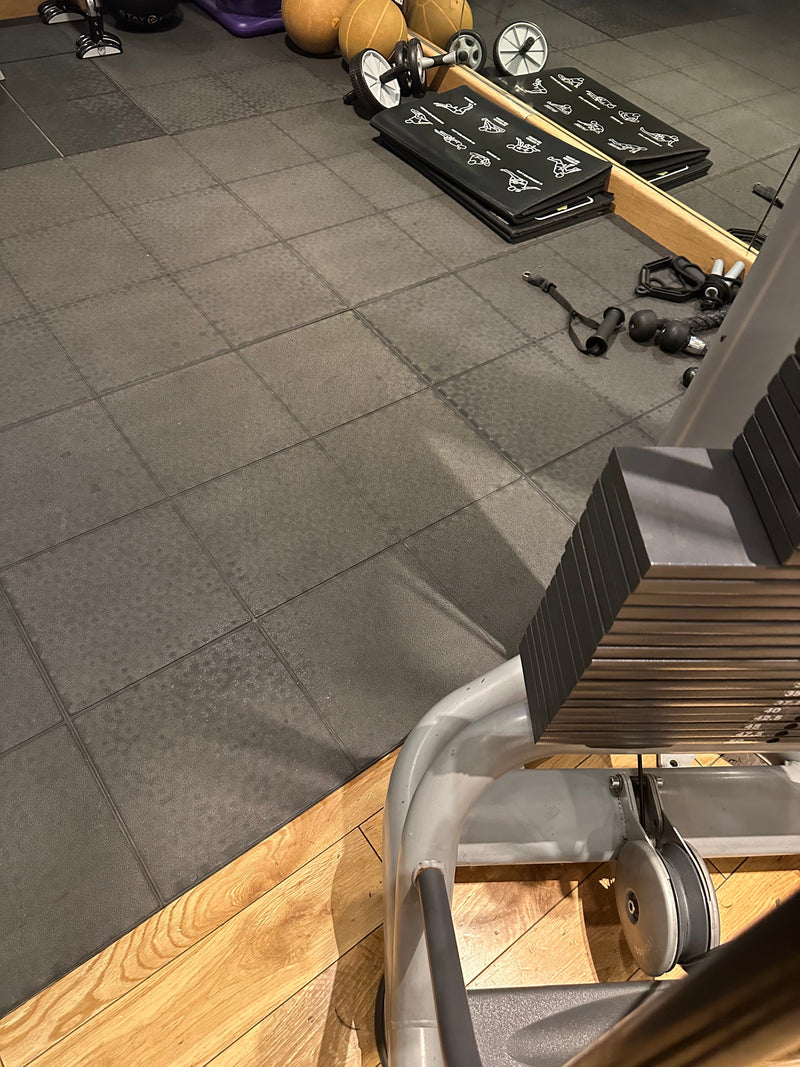 Premium Black Rubber Interlocking Gym Mats – Heavy-Duty, Non-Slip, Shock-Absorbing Flooring for Home & Commercial Gyms