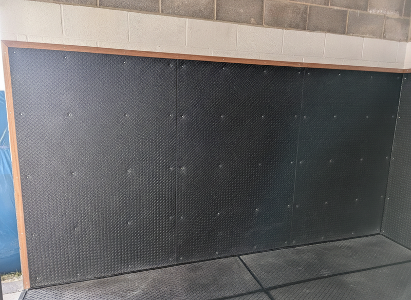 EVA checkerplate foam wall protection panels in horse box - Rubber Matting Direct