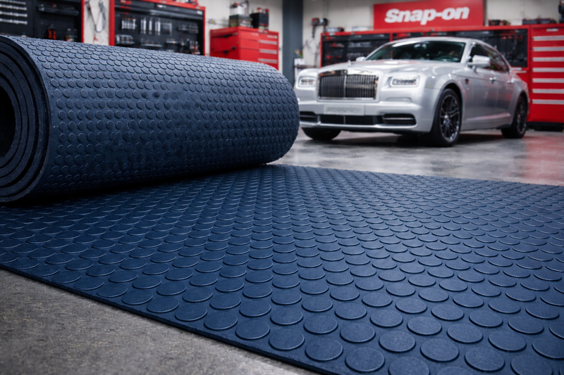 Industrial-Grade Non-Slip Rubber Matting – R11 Oil-Resistant Safety Flooring with Dot Stud Penny Pattern