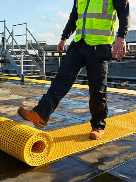 Non-Slip Safety Walkway Matting with Drainage System