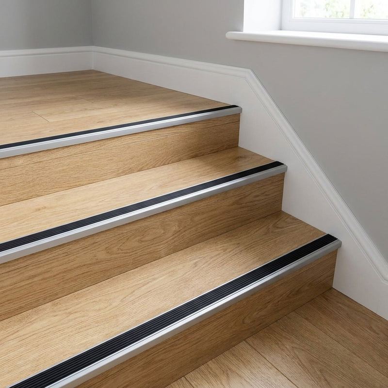 Aluminium Stair Nosing 1.2m Silver Anti-Slip - Image 2