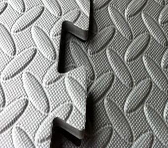 EVA Foam Garage Floor Tiles - Interlocking Workshop Mats - - In Use