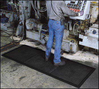 Comfortable Interlocking Workshop Matting for Enhanced Workspaces
