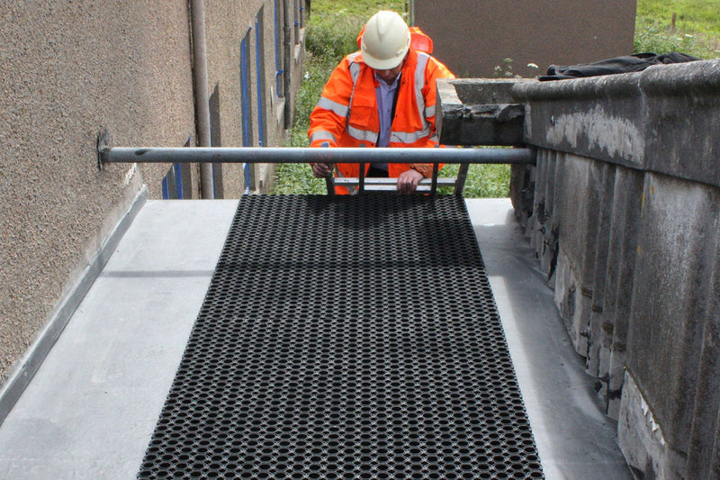Non-Slip Durable Rubber Walkway for Roof Safety